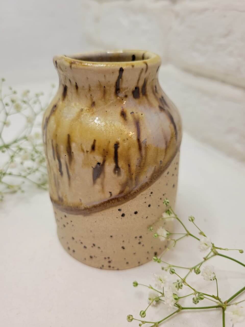 Vaso branco e caramelo 2×1